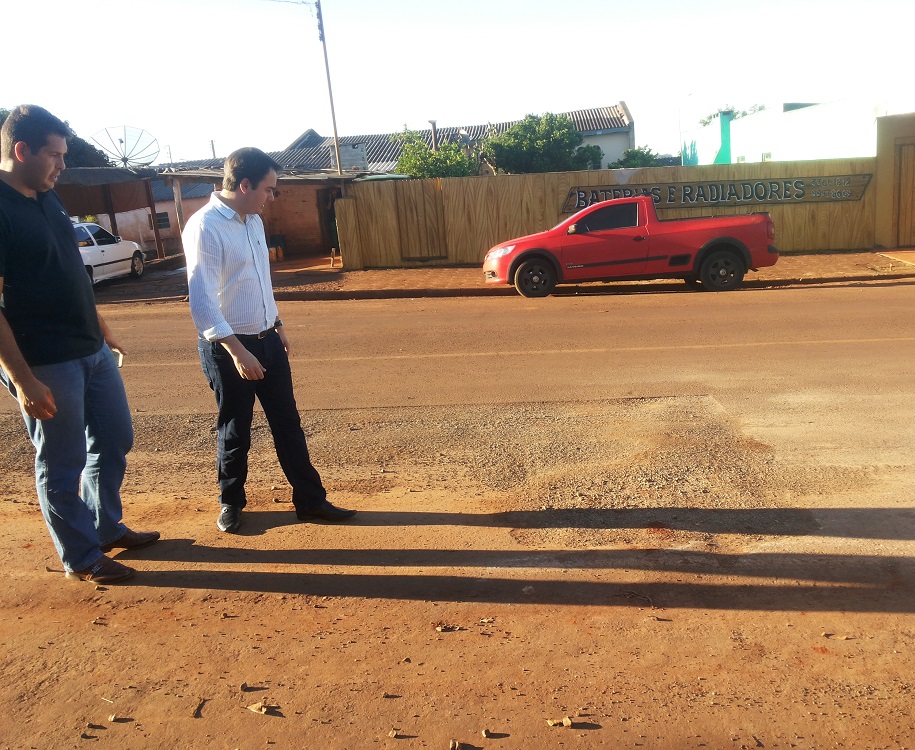 Município notifica a CORSAN para que repare danos causados nas vias pública